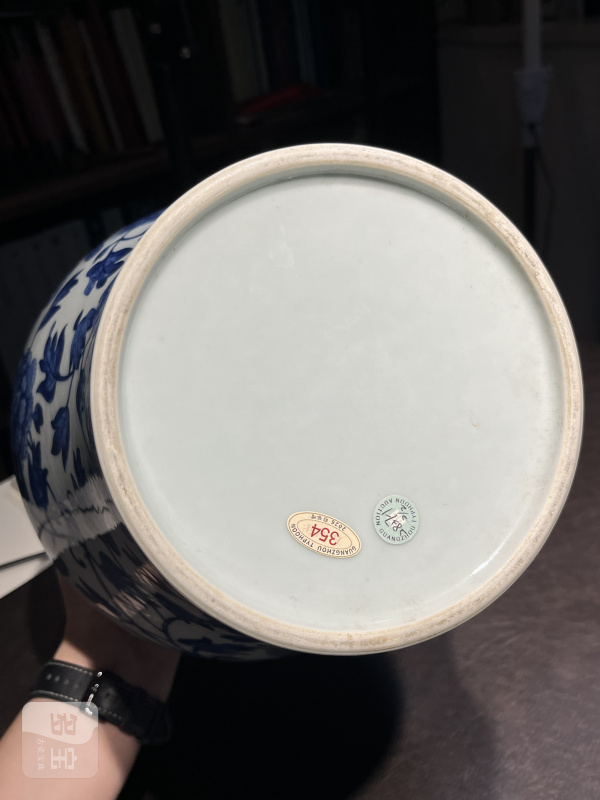 清道光 青花缠枝莲纹盖罐一对 - 图17